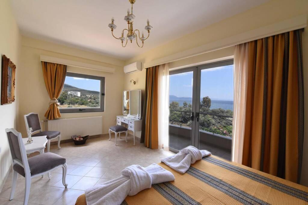Seaside Villa Andronikos Amarynthos Exterior photo